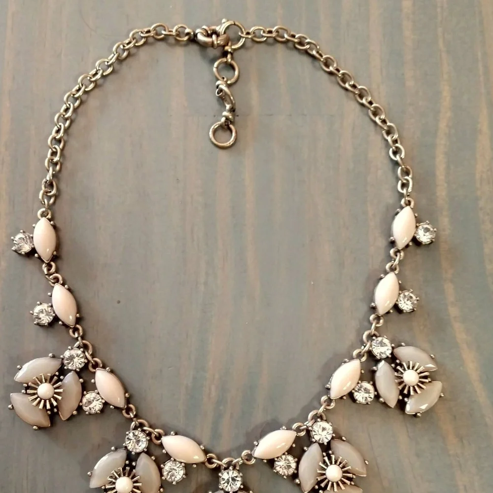 Flower and crystal necklace